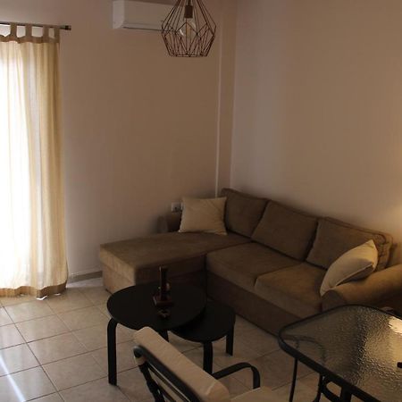 Irida'S Apartment In Porto Cheli Bagian luar foto